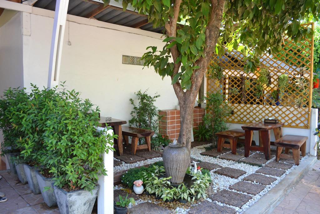 Pakgasri Guest House Ko Lanta Esterno foto